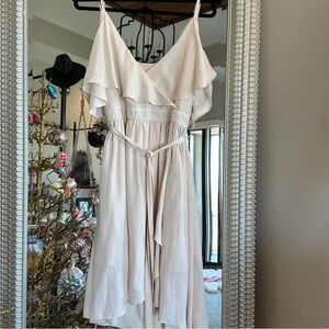 DRA Los Angeles float neutral dress 024